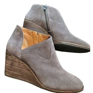 Lucky Brand Booties Women's 8 Taupe Brown Zollie Suede Leather Wedge Heel Cutout